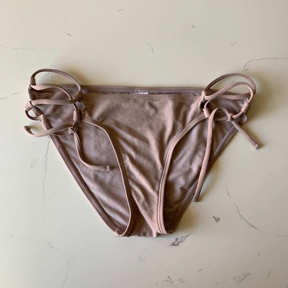 Xhilaration Women's Adjustable Lilac Bikini Size M